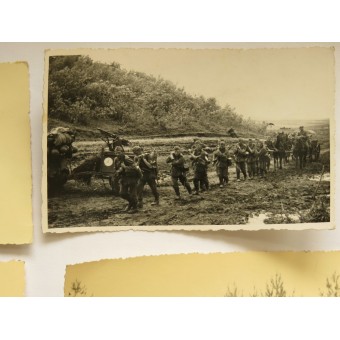 Reihe von privaten Fotos von Wehrmachtssoldaten der Infanterie. Ost- und Westfronten.. Espenlaub militaria